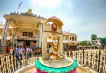 ಮಂತ್ರಾಲಯ ಗುರು ರಾಘವೇಂದ್ರ ಸ್ವಾಮಿ ಮಠಕ್ಕೆ ಹರಿದು ಬಂದ ಭಕ್ತಸಾಗರ.