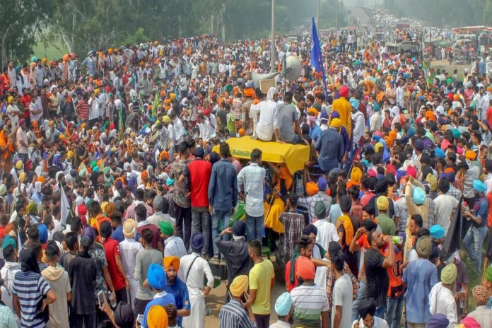 PunjabFarmerprotest-ezgif.com-jpg-to-webp-converter